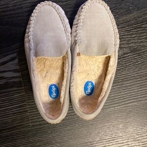 🍍FLOOPI SLIPPERS🍍size 9🍍I-2
